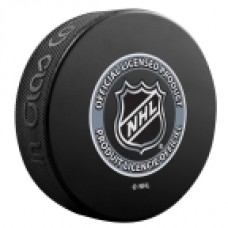 Шайбы в пластиковой упаковке  SHER-WOOD NHL TEAM